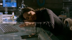 Розуэлл, Нью-Мексико: 2 сезон 11 серия