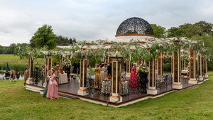 Чужестранка: 5 сезон 6 серия