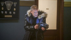 Флэш: 4 сезон 19 серия