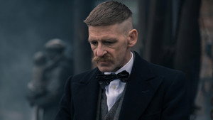 Острые козырьки: 5 сезон 4 серия